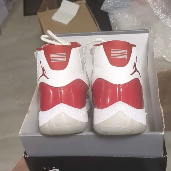 Air Jordan 11 Retro Cherry CT8012 116 Size 10 US Men Used Good Box Fast Ship - Picture 4 of 9